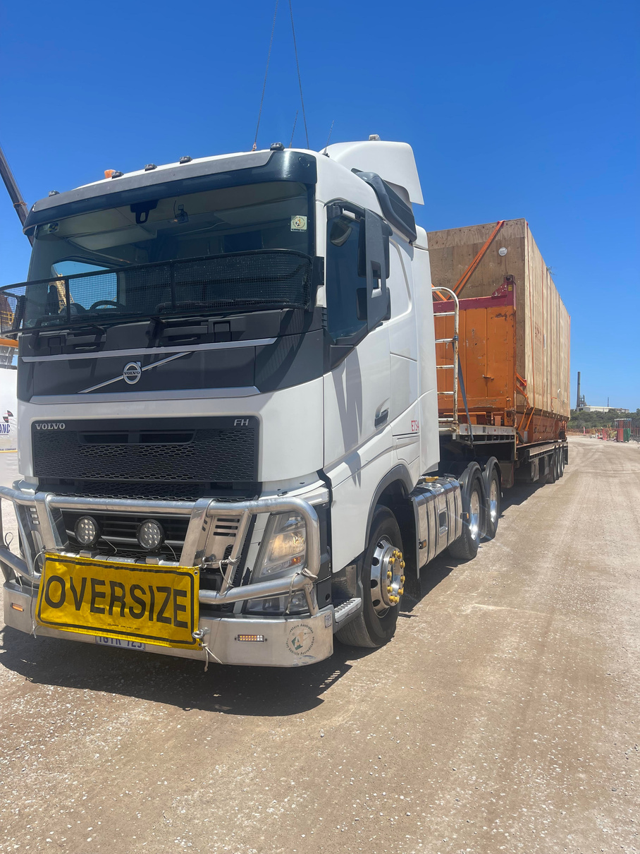 Road train, oversize load, Pilbara, Albany, Newman, Port Hedland